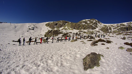 Rimaya Actividades de Montaña - Centro de deportes de aventura
