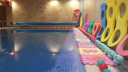 Imagen de DAQUA TU ESCUELA DE NATACION -