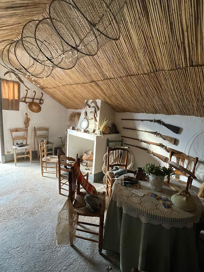 Imagen de Embarcadero "Rosa la barquera y Tonet" -