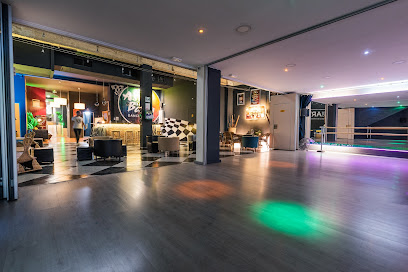 Imagen de Asi Se Baila Dance School -