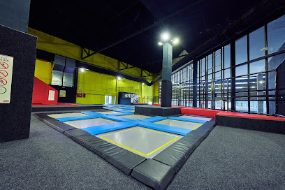 Imagen de Flydom Trampoline Park - Magic Badalona -