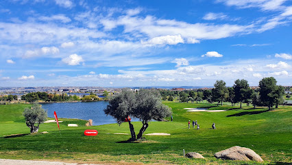 Club de Golf Olivar de la Hinojosa - Campo de golf cubierto