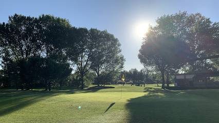 Golf Negralejo - Campo de golf y escuela para aprender a jugar al golf en Madrid - Campo de golf cubierto