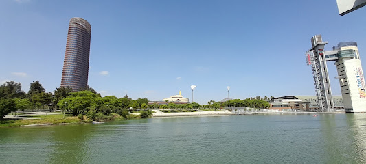 Imagen de Centro de Actividades Nauticas (Puerto Triana) -