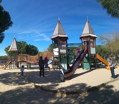 Parque de Las Tirolinas - Campo de picnic
